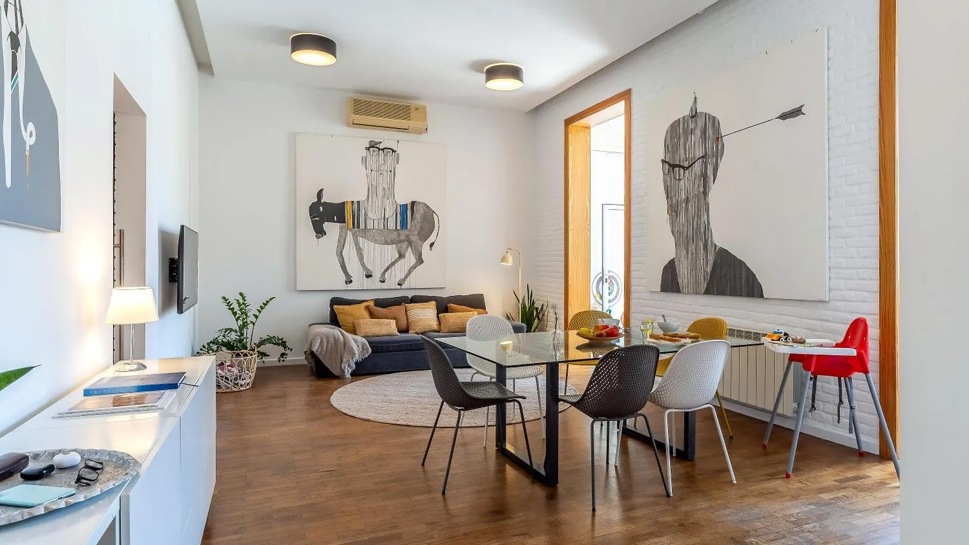 Canela Homes Barcelona Art
