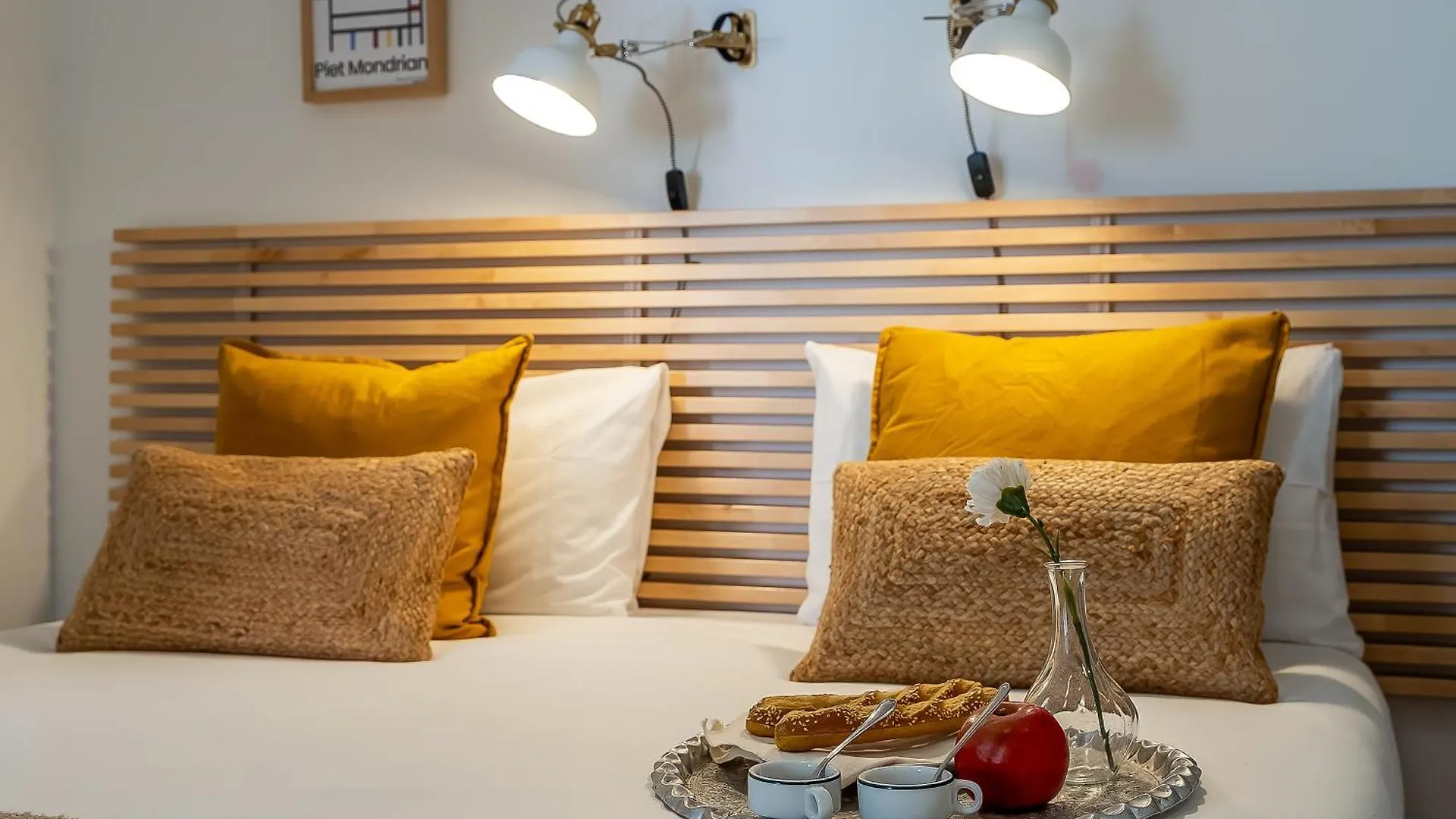 Canela Homes Barcelona Art